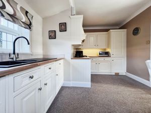 Photo 14- click for photo gallery